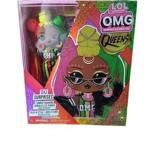 NEW IN BOX COLLECTIBLE LOL OMG QUEENS SWAY DOLL